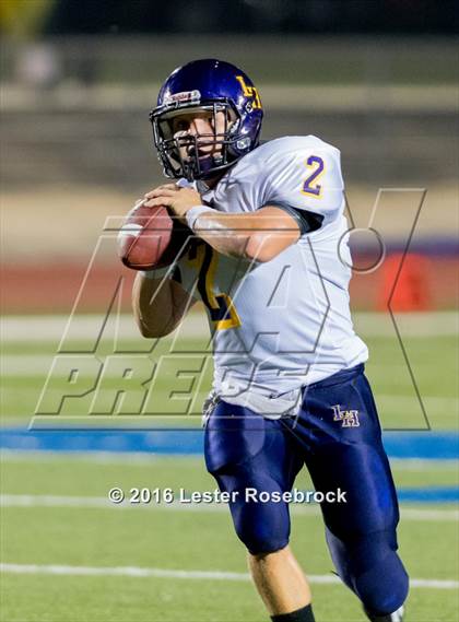 Thumbnail 1 in Liberty Hill vs La Vernia photogallery.