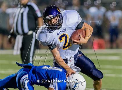 Thumbnail 2 in Liberty Hill vs La Vernia photogallery.