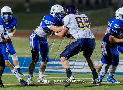 Thumbnail 1 in Liberty Hill vs La Vernia photogallery.