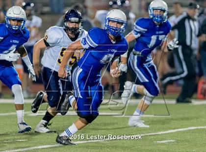 Thumbnail 2 in Liberty Hill vs La Vernia photogallery.
