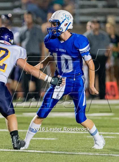Thumbnail 3 in Liberty Hill vs La Vernia photogallery.