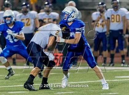 Thumbnail 3 in Liberty Hill vs La Vernia photogallery.
