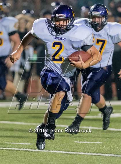 Thumbnail 1 in Liberty Hill vs La Vernia photogallery.