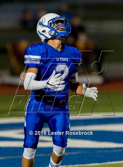 Thumbnail 2 in Liberty Hill vs La Vernia photogallery.