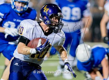 Thumbnail 3 in Liberty Hill vs La Vernia photogallery.