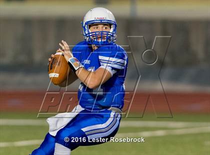 Thumbnail 2 in Liberty Hill vs La Vernia photogallery.