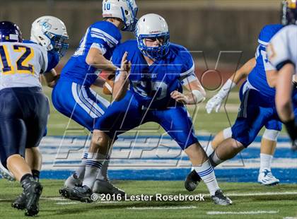 Thumbnail 1 in Liberty Hill vs La Vernia photogallery.
