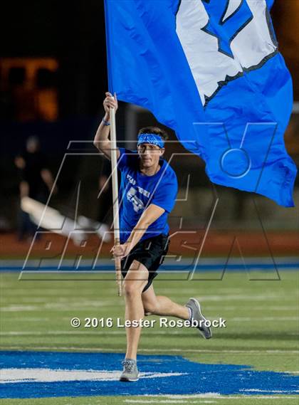 Thumbnail 2 in Liberty Hill vs La Vernia photogallery.