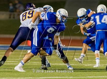Thumbnail 1 in Liberty Hill vs La Vernia photogallery.