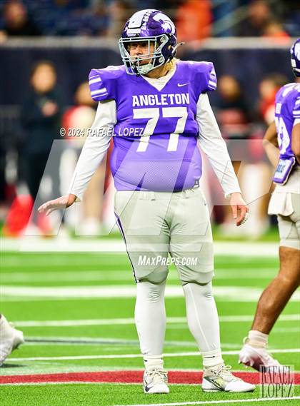 Thumbnail 3 in La Porte vs. Angleton (UIL 5A D1 Football Quarterfinal) photogallery.