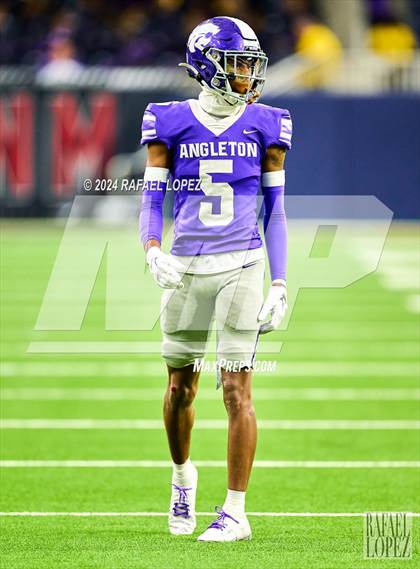 Thumbnail 2 in La Porte vs. Angleton (UIL 5A D1 Football Quarterfinal) photogallery.