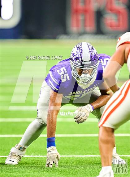 Thumbnail 2 in La Porte vs. Angleton (UIL 5A D1 Football Quarterfinal) photogallery.