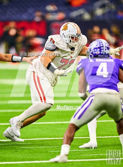 Thumbnail 3 in La Porte vs. Angleton (UIL 5A D1 Football Quarterfinal) photogallery.