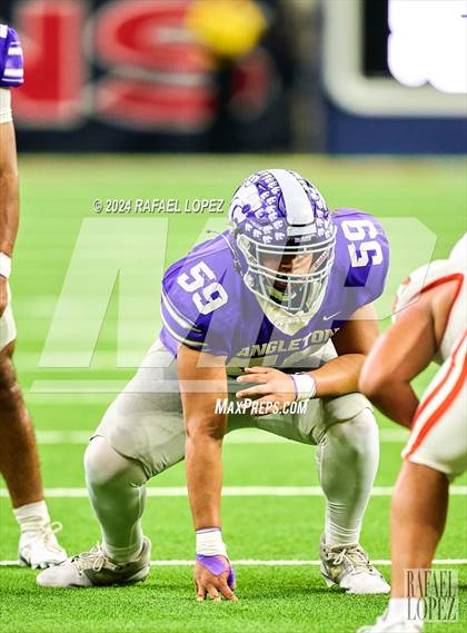 Thumbnail 3 in La Porte vs. Angleton (UIL 5A D1 Football Quarterfinal) photogallery.