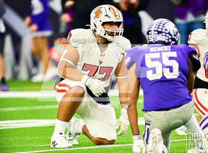 Thumbnail 3 in La Porte vs. Angleton (UIL 5A D1 Football Quarterfinal) photogallery.