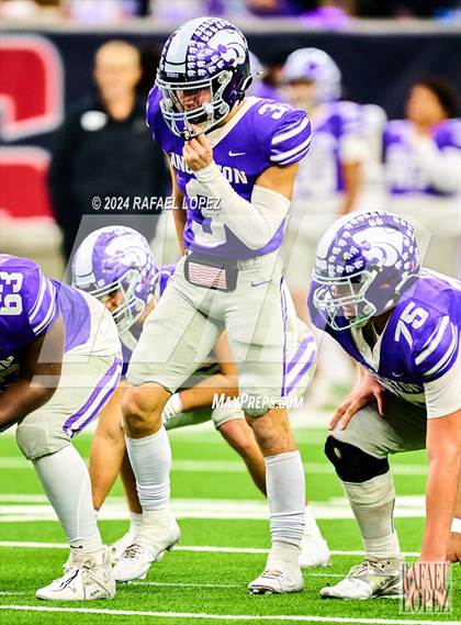 Thumbnail 1 in La Porte vs. Angleton (UIL 5A D1 Football Quarterfinal) photogallery.
