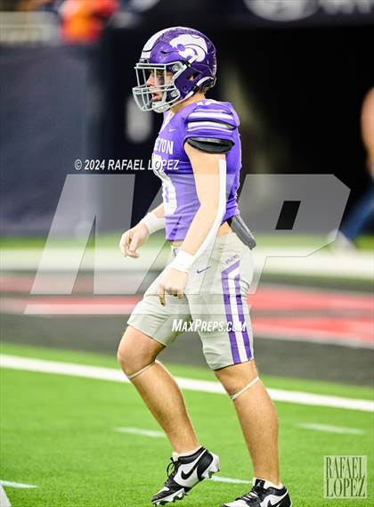 Thumbnail 2 in La Porte vs. Angleton (UIL 5A D1 Football Quarterfinal) photogallery.