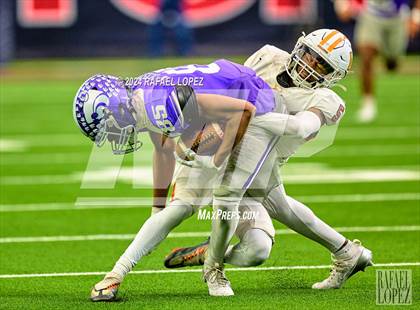 Thumbnail 3 in La Porte vs. Angleton (UIL 5A D1 Football Quarterfinal) photogallery.