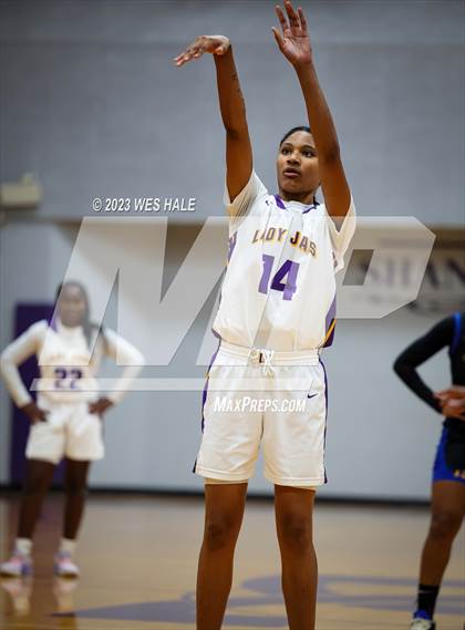Thumbnail 3 in Tupelo @ DeSoto Central photogallery.