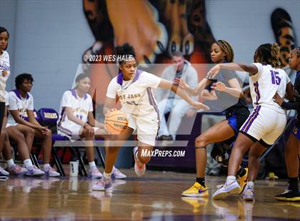 Thumbnail 3 in Tupelo @ DeSoto Central photogallery.