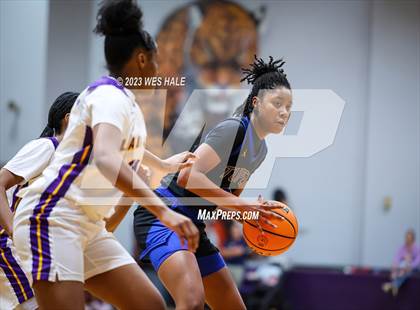 Thumbnail 3 in Tupelo @ DeSoto Central photogallery.