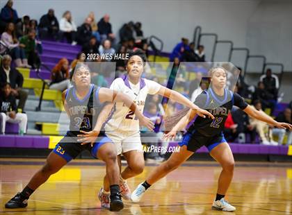 Thumbnail 1 in Tupelo @ DeSoto Central photogallery.