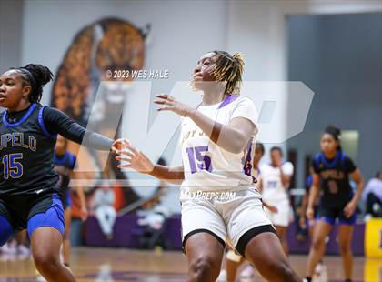 Thumbnail 2 in Tupelo @ DeSoto Central photogallery.