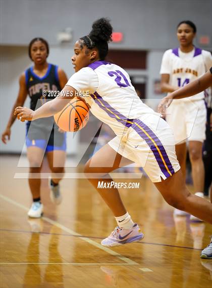 Thumbnail 3 in Tupelo @ DeSoto Central photogallery.