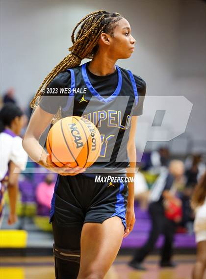 Thumbnail 1 in Tupelo @ DeSoto Central photogallery.