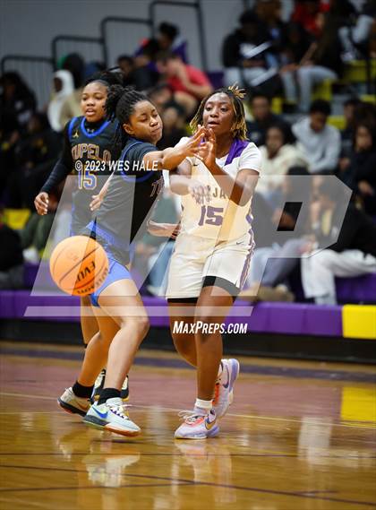 Thumbnail 3 in Tupelo @ DeSoto Central photogallery.