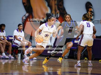 Thumbnail 3 in Tupelo @ DeSoto Central photogallery.