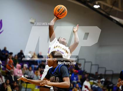 Thumbnail 2 in Tupelo @ DeSoto Central photogallery.