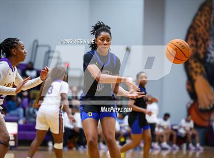 Thumbnail 2 in Tupelo @ DeSoto Central photogallery.