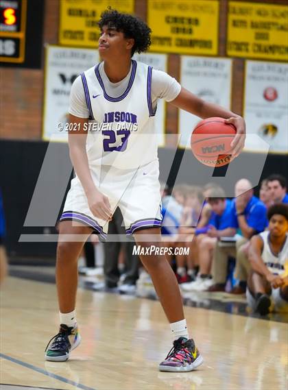 Thumbnail 3 in Valley Vista vs Mountain View (Welcome to the Jungle Holiday Tournament) photogallery.