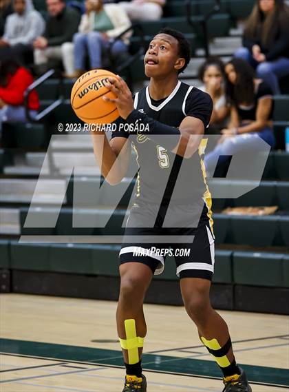 Thumbnail 1 in Edison vs. Hoover photogallery.
