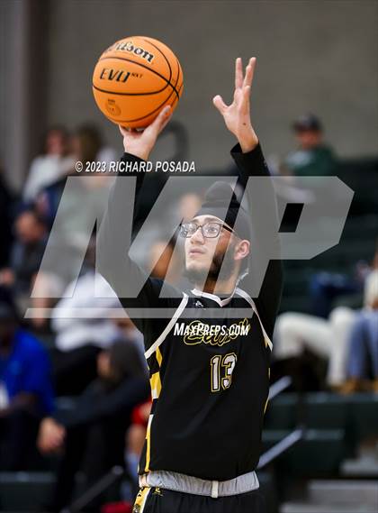 Thumbnail 1 in Edison vs. Hoover photogallery.