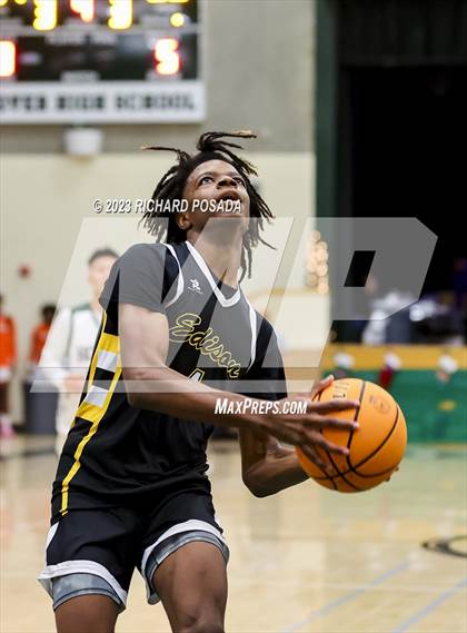 Thumbnail 2 in Edison vs. Hoover photogallery.