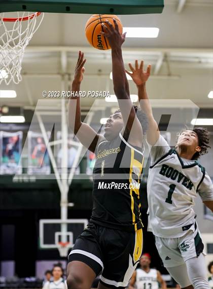 Thumbnail 3 in Edison vs. Hoover photogallery.