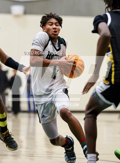 Thumbnail 1 in Edison vs. Hoover photogallery.
