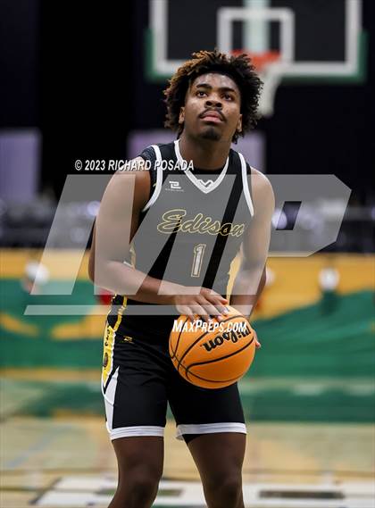 Thumbnail 2 in Edison vs. Hoover photogallery.
