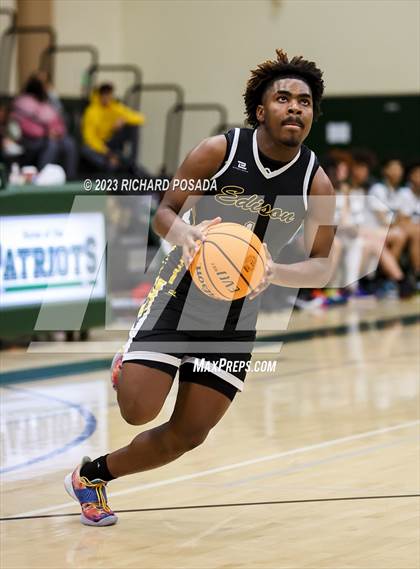 Thumbnail 2 in Edison vs. Hoover photogallery.