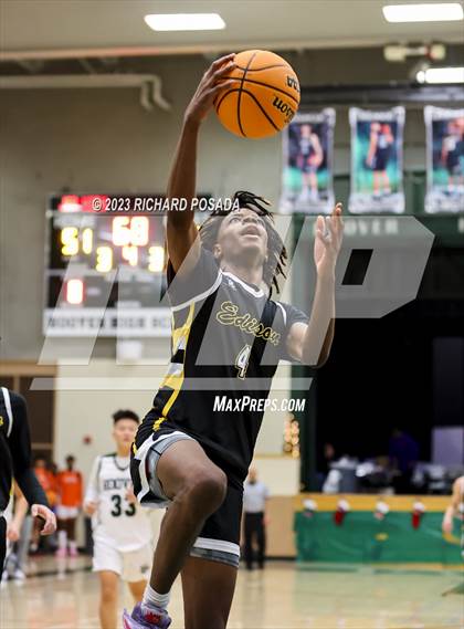 Thumbnail 3 in Edison vs. Hoover photogallery.