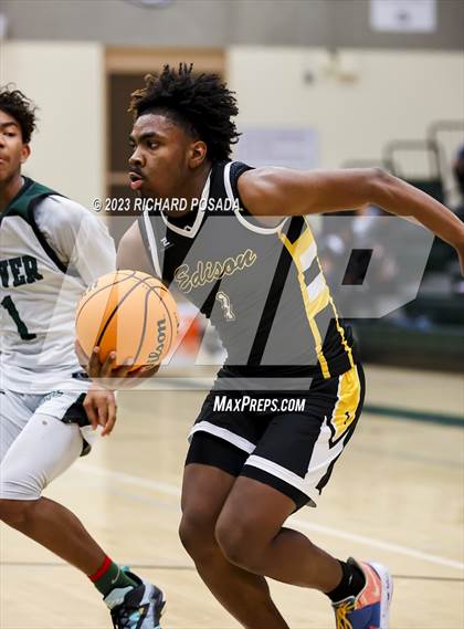 Thumbnail 3 in Edison vs. Hoover photogallery.