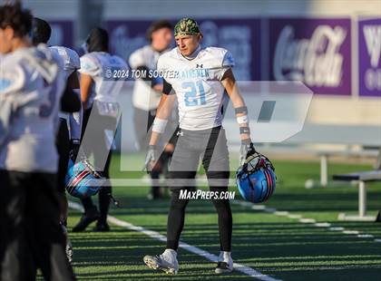 Thumbnail 2 in Ryan vs. Monterey (UIL Football 5A D1 Area) photogallery.