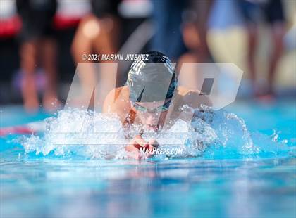 Thumbnail 2 in Oaks Christian vs Calabasas photogallery.