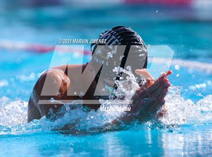 Thumbnail 3 in Oaks Christian vs Calabasas photogallery.