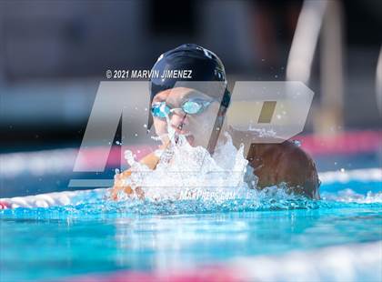 Thumbnail 2 in Oaks Christian vs Calabasas photogallery.