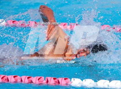 Thumbnail 3 in Oaks Christian vs Calabasas photogallery.