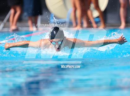 Thumbnail 3 in Oaks Christian vs Calabasas photogallery.