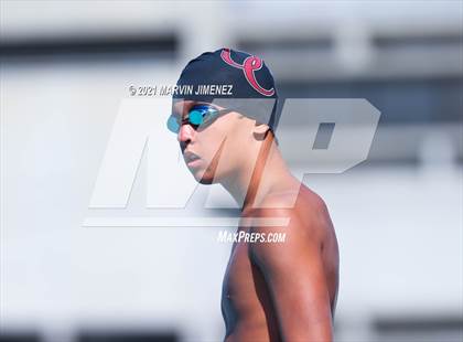 Thumbnail 3 in Oaks Christian vs Calabasas photogallery.